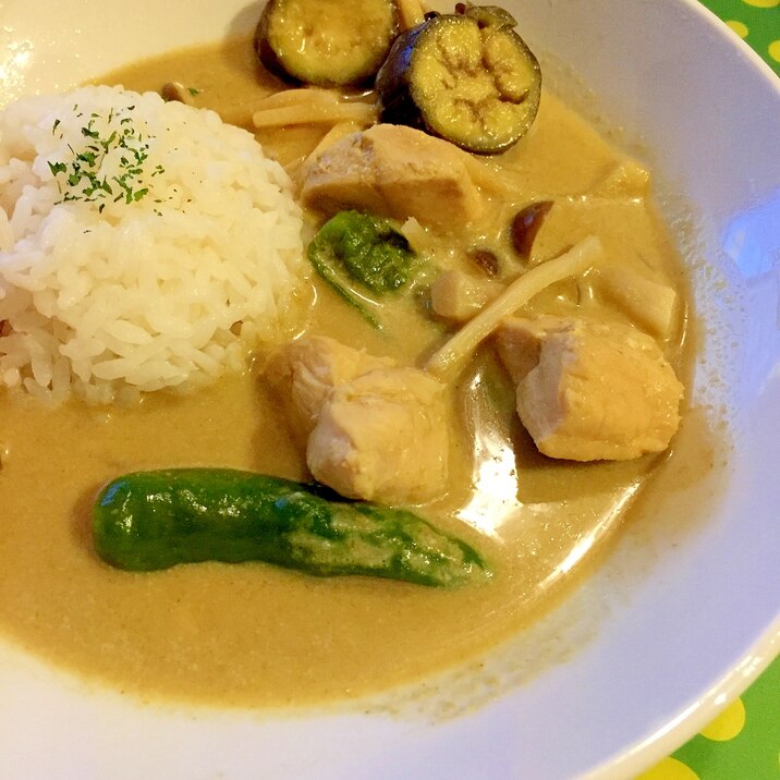 おうちで作るグリーンカレー